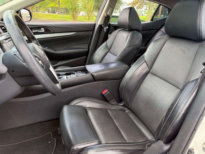 2017 Nissan Maxima Platinum