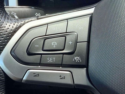 2022 Volkswagen Atlas Cross Sport 3.6L V6 SEL Premium R-Line
