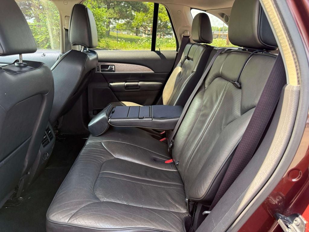 2012 Lincoln MKX Base