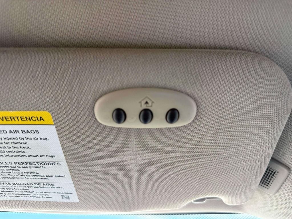 2012 Lincoln MKX Base