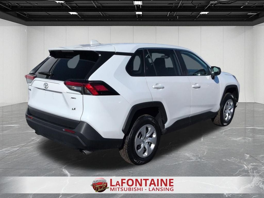 2024 Toyota RAV4 LE