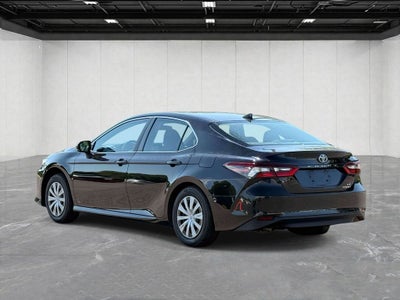 2022 Toyota Camry Hybrid LE