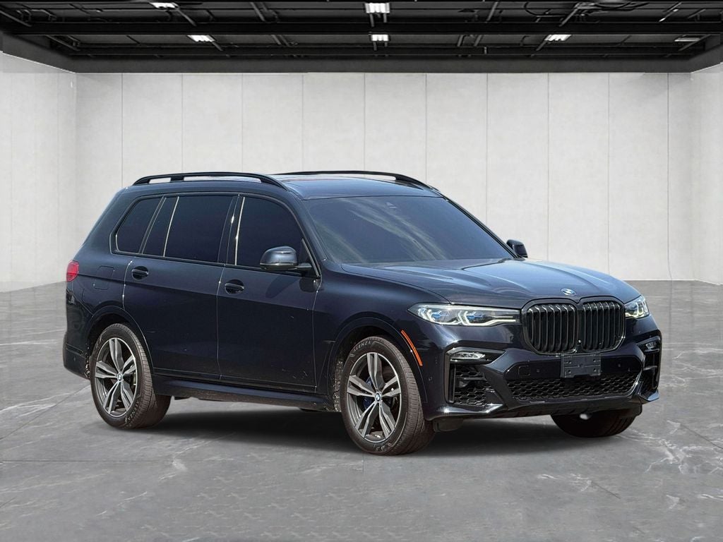 2021 BMW X7 M50i