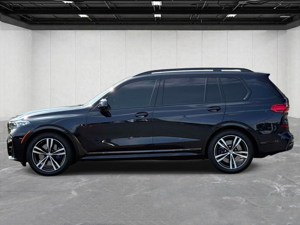 2021 BMW X7 M50i