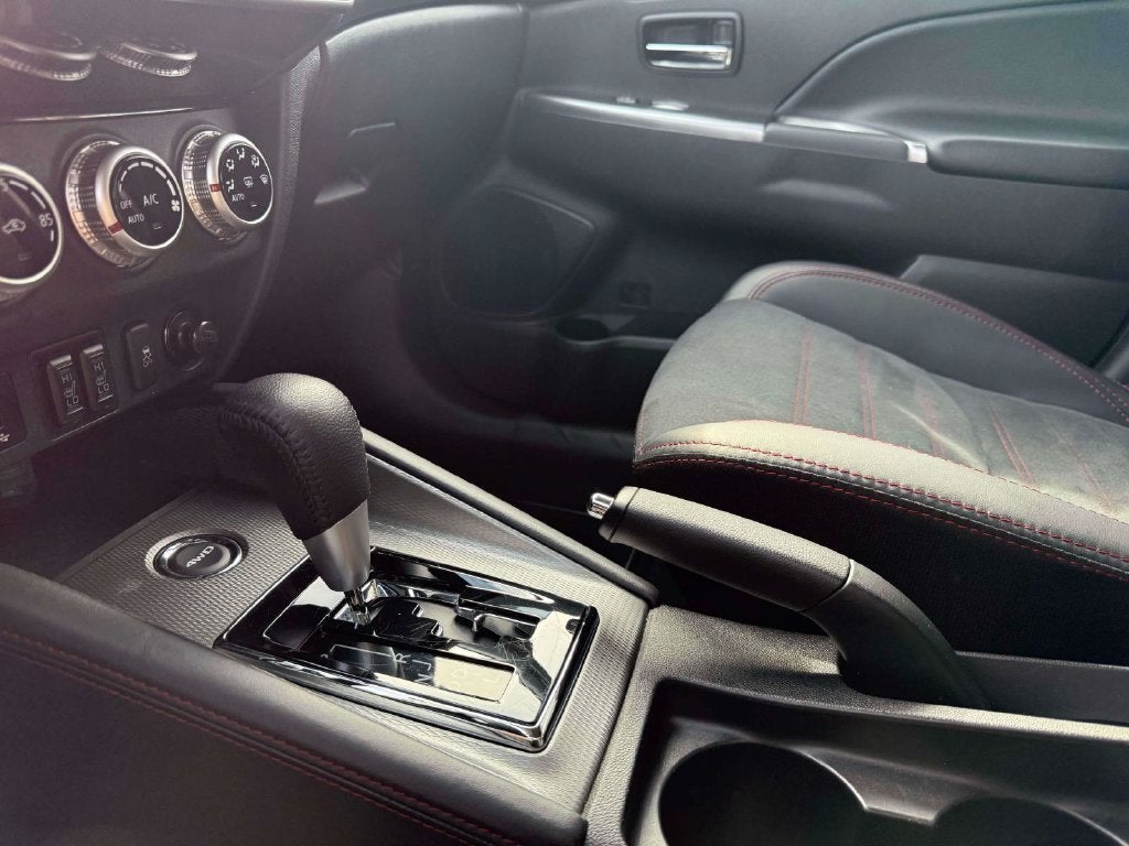 2025 Mitsubishi Outlander Sport 2.0 SE