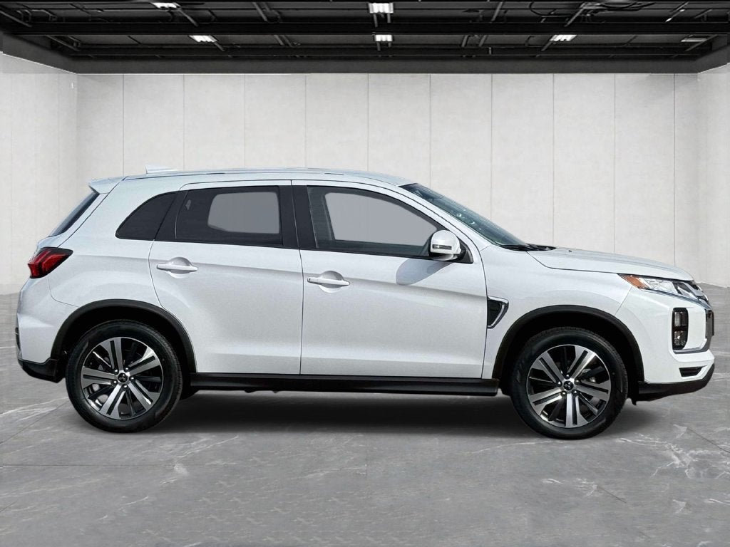 2025 Mitsubishi Outlander Sport 2.0 SE
