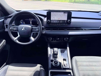 2023 Mitsubishi Outlander Black Edition