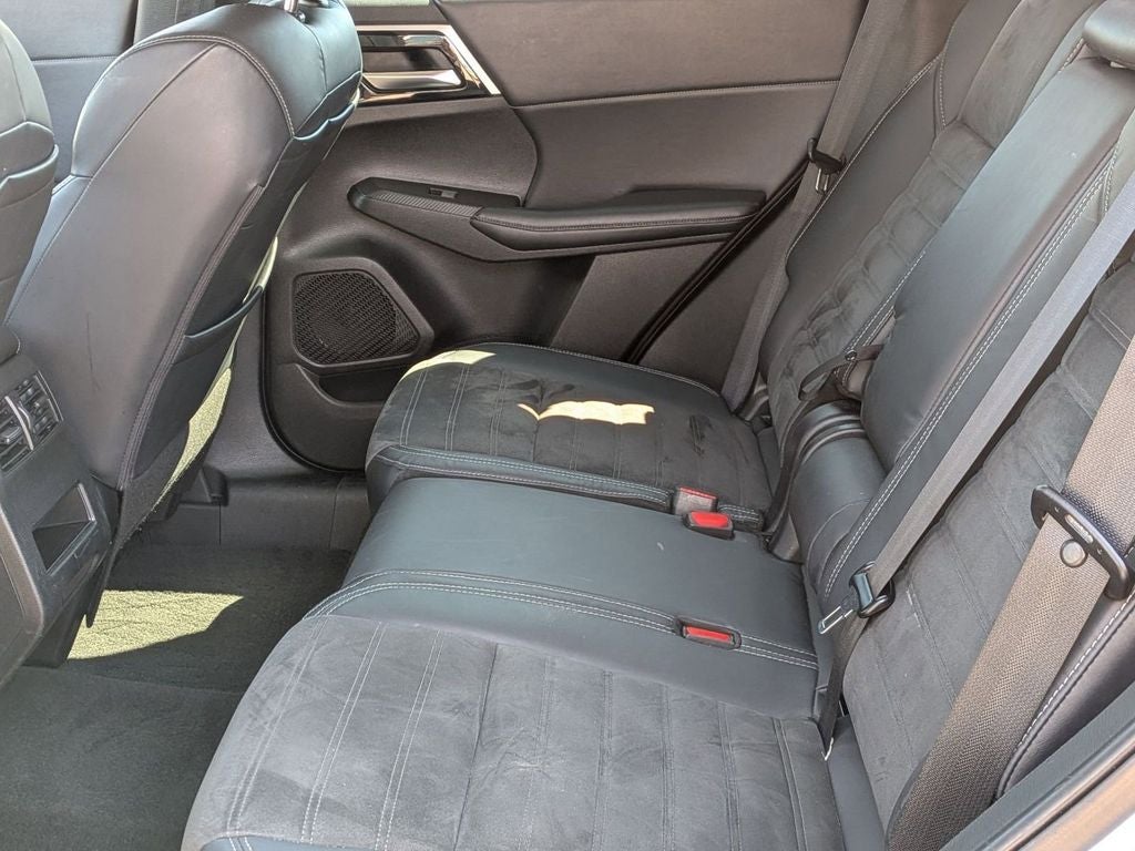 2023 Mitsubishi Outlander SE Black Edition