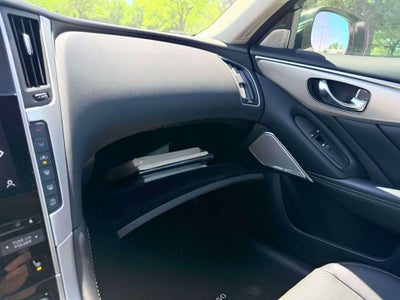 2023 INFINITI Q50 LUXE