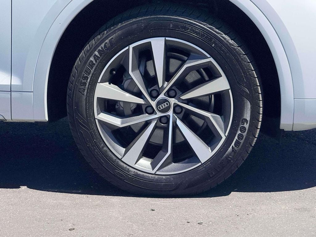 2022 Audi Q5 45 S line Premium quattro