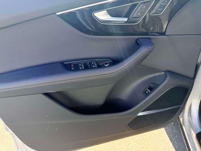 2024 Audi Q7 55 Premium Plus quattro