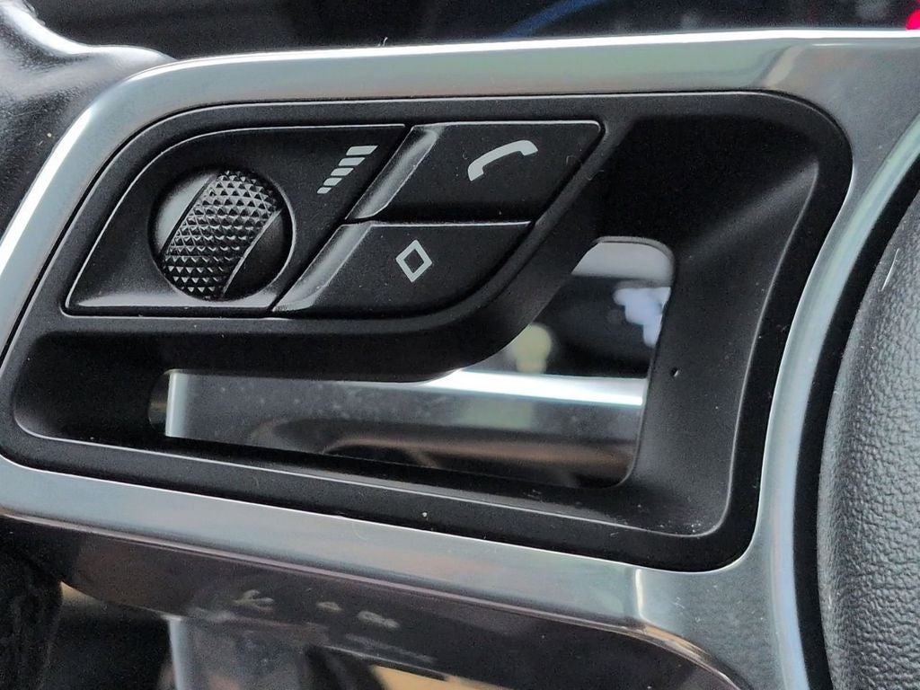 2018 Porsche Macan Base