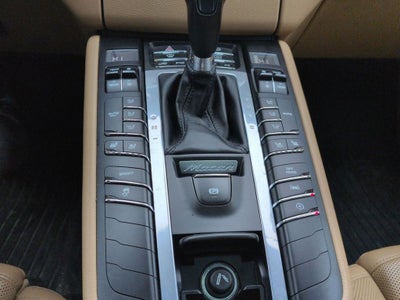 2018 Porsche Macan Base