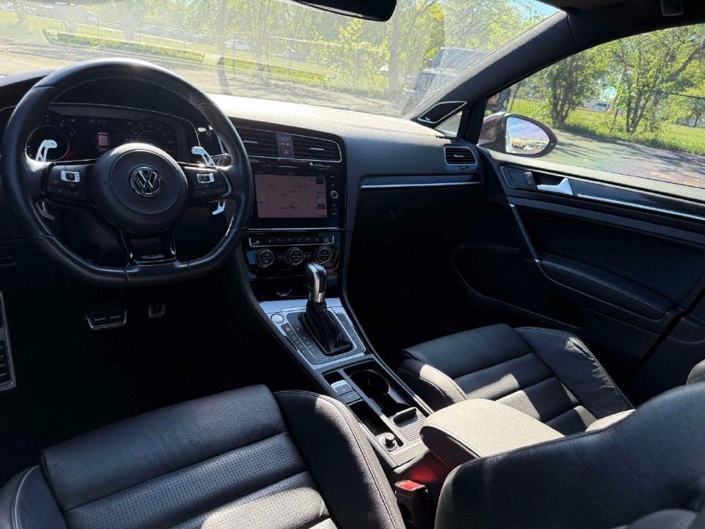 2019 Volkswagen Golf R DCC & Navigation 4Motion