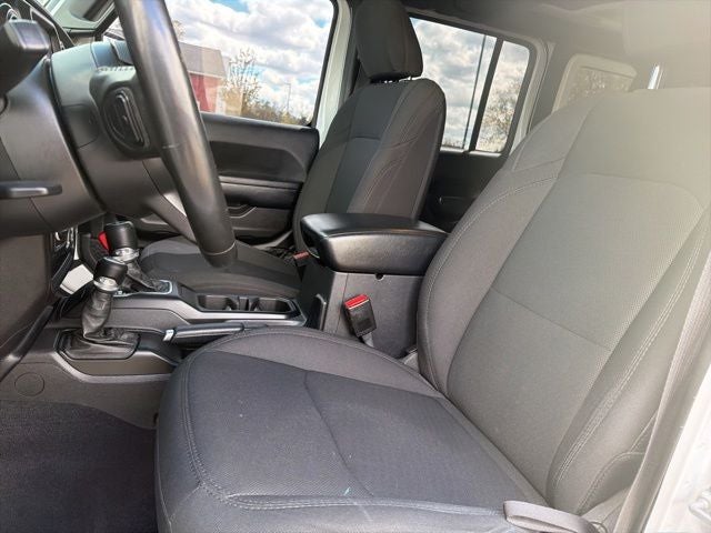 2023 Jeep Wrangler Altitude