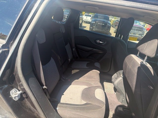 2016 Jeep Cherokee Altitude
