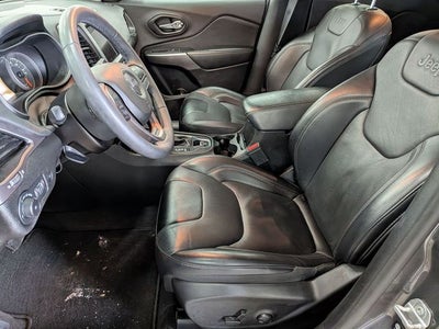 2022 Jeep Cherokee Latitude Lux