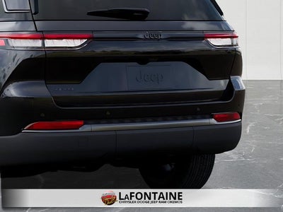 2026 Jeep Grand Cherokee Laredo