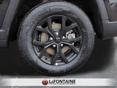2026 Jeep Grand Cherokee Laredo
