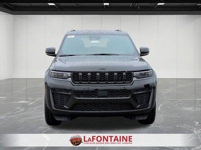 2026 Jeep Grand Cherokee Laredo