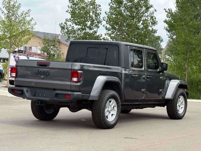 2022 Jeep Gladiator Sport