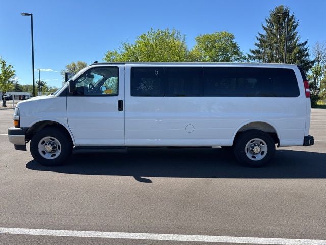 2025 Chevrolet Express 3500 15 Passenger LT Passenger