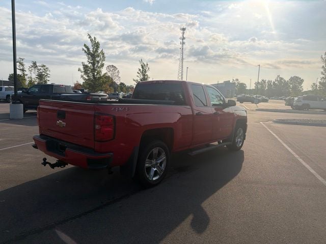 2018 Chevrolet Silverado 1500 Custom