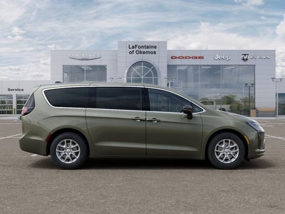 2027 Chrysler Pacifica Select