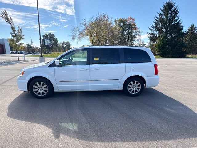 Used 2016 Chrysler Town & Country Touring with VIN 2C4RC1BG8GR173697 for sale in Okemos, MI