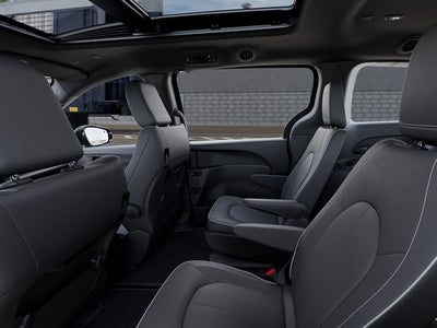 2027 Chrysler Pacifica Limited