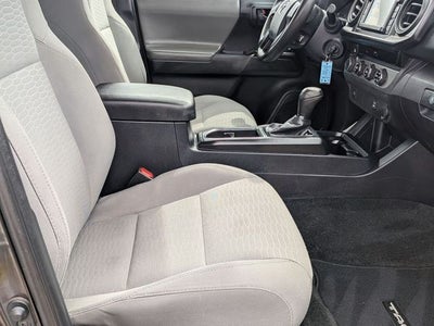 2017 Toyota Tacoma SR V6