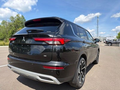 2024 Mitsubishi Outlander SE