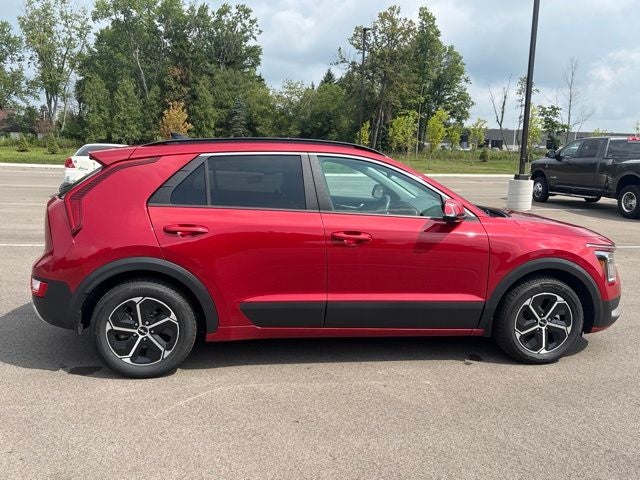 2024 Kia Niro EX