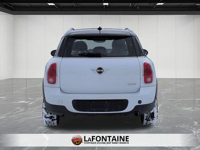 2012 MINI Cooper Countryman Base