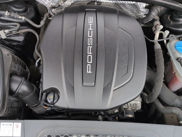2018 Porsche Macan Base